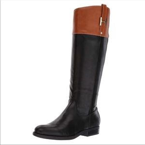 Tommy Hilfiger Women's SHYENNE Equestrian Boots